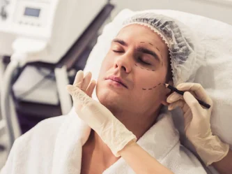 Cirugía estética masculina en Turquía: los 5 retoques más solicitados