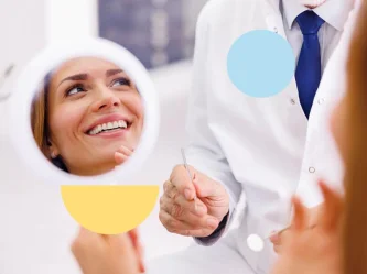 Implants dentaires vs prothèses amovibles : Quelle option est la meilleure pour vous ?