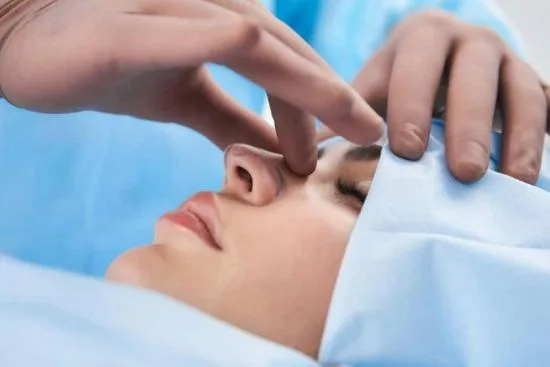 ما هي عملية رأب وتجميل الحاجز الأنفي؟ 2026